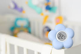 Comment adapter la température de la chambre de bébé ?